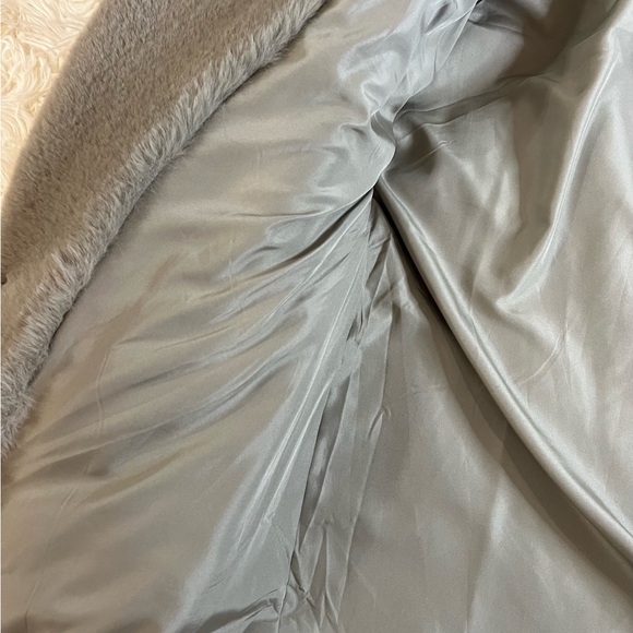 🔥ZARA NWOT🔥 High quality faux fur coat - Picture 4 of 5